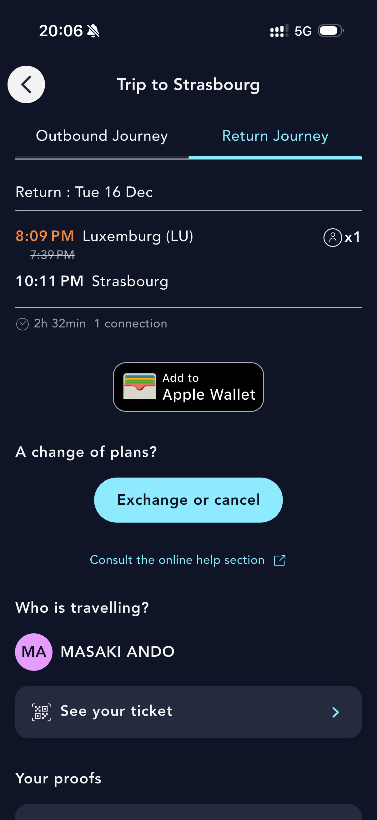 sncfのアプリに来た遅延の通知。結局40分ほど遅れて、終電を逃す